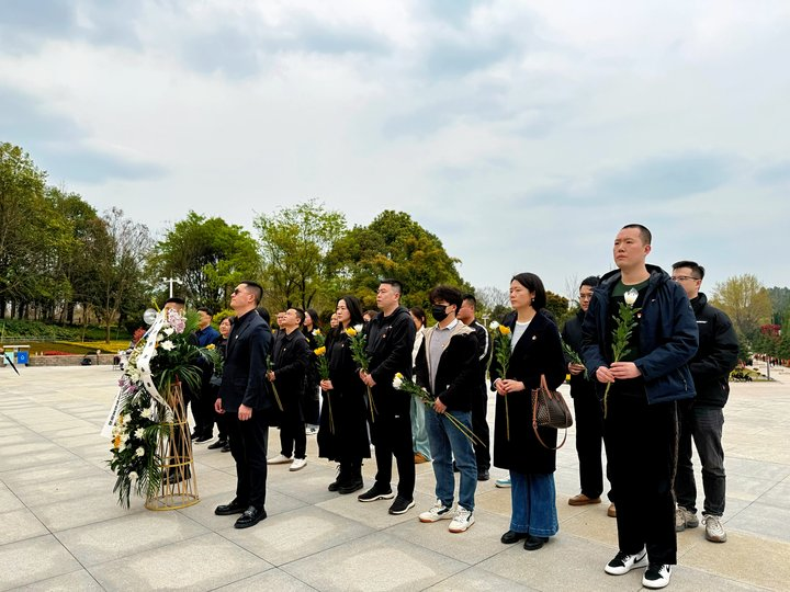 1746697713126281.png a6cfc4fdd1564915a45492925aa25d45.png